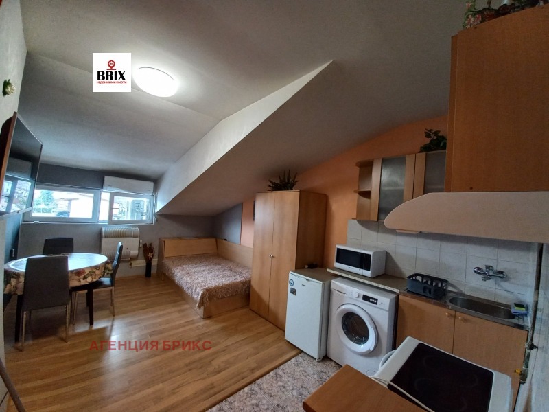 Zu vermieten  Studio Ruse , Druschba 2 , 20 qm | 70300604