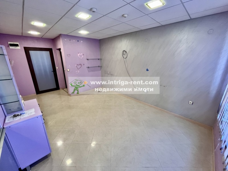 Da affittare  Ufficio Haskovo , Tsentar , 22 mq | 73106425 - Immagine [2]