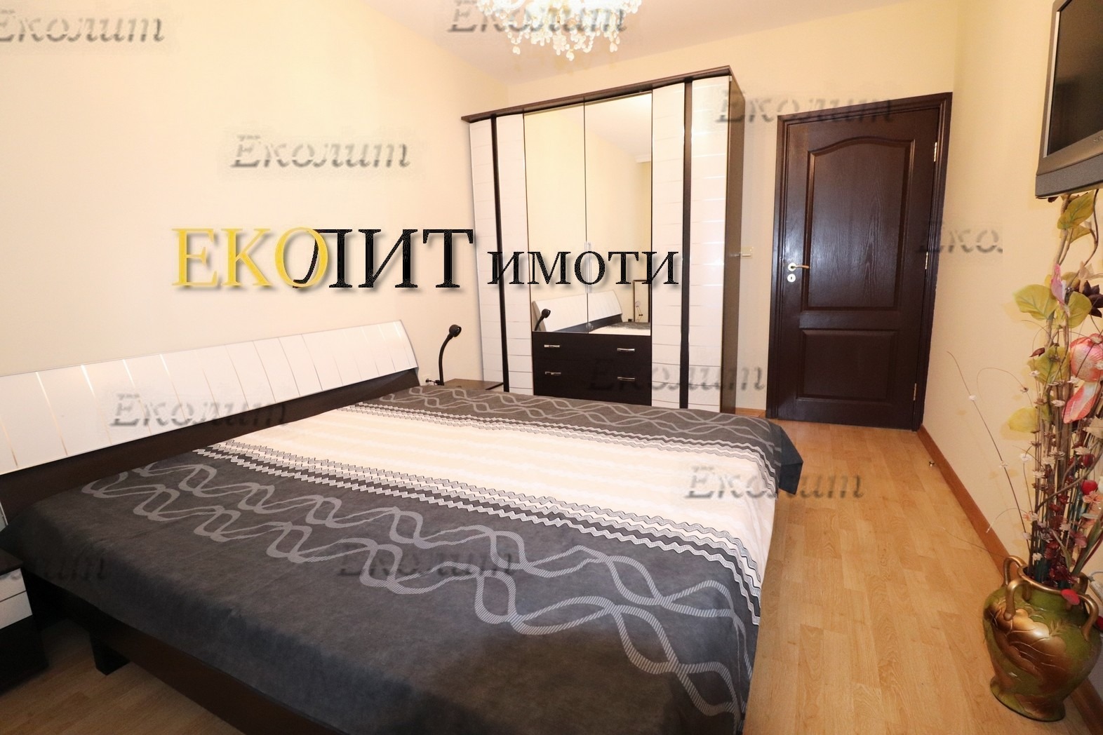 Дава под наем 3-СТАЕН, гр. София, Изгрев, снимка 6 - Апартаменти - 54944585