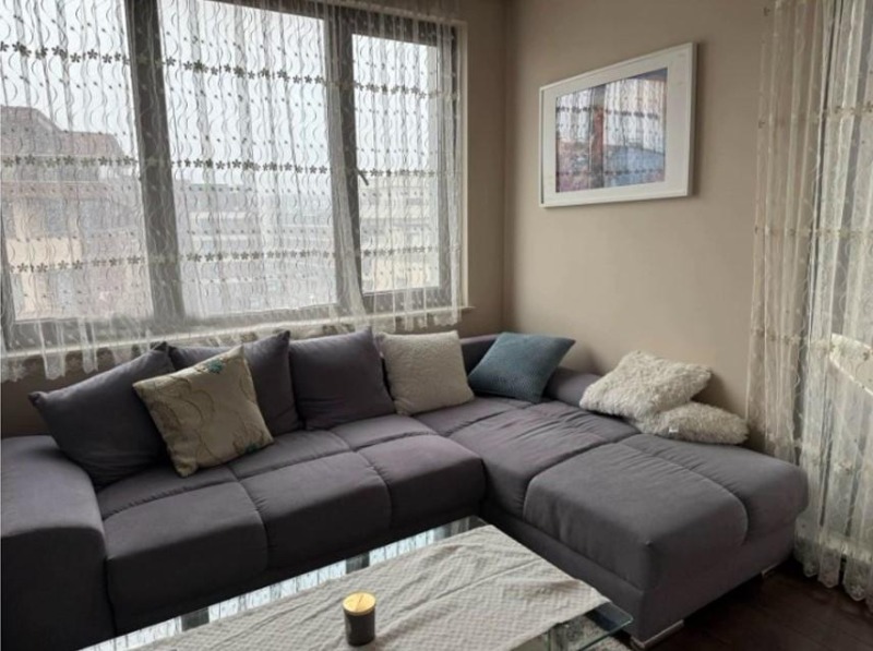 Дава под нем  3-стаен, град София, Малинова долина •  850 EUR • ID 13586380 — holmes.bg - [1] 
