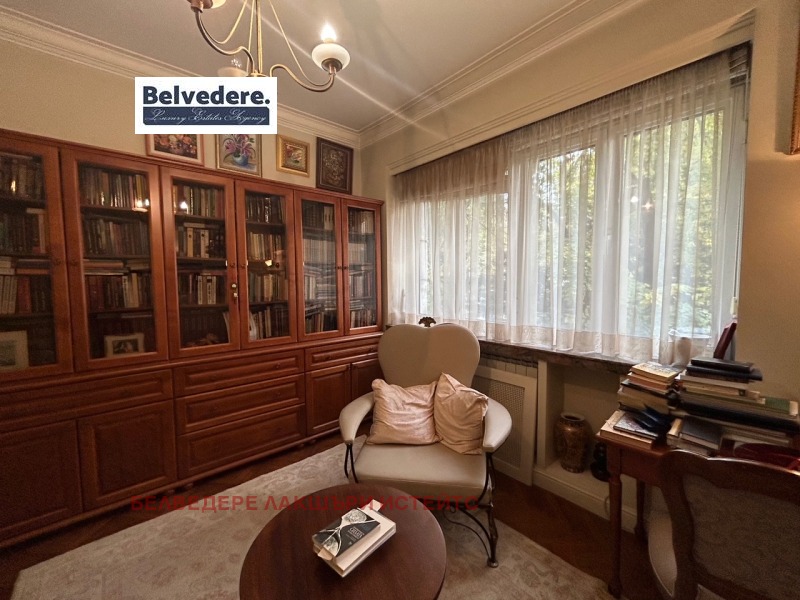 Дава под наем 3-СТАЕН, гр. София, Център, снимка 3 - Апартаменти - 52337641