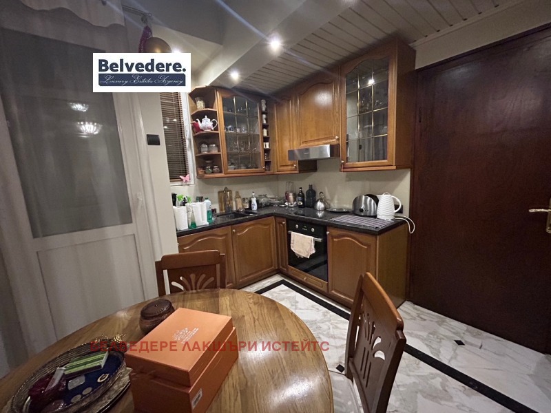 Дава под наем 3-СТАЕН, гр. София, Център, снимка 10 - Апартаменти - 52337641