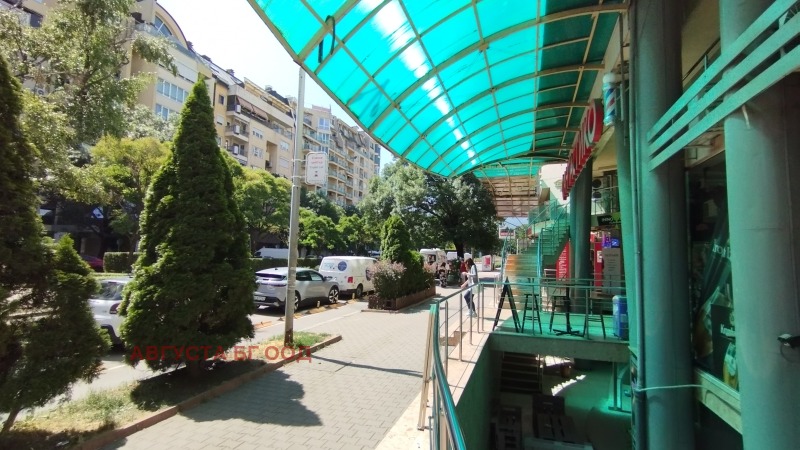 A louer  Boutique Sofia , Ivan Vazov , 98 m² | 48304163 - image [2]