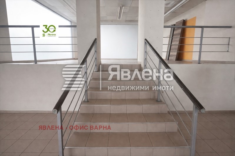 Дава под наем МАГАЗИН, гр. Варна, ВИНС-Червен площад, снимка 2 - Магазини - 55892608