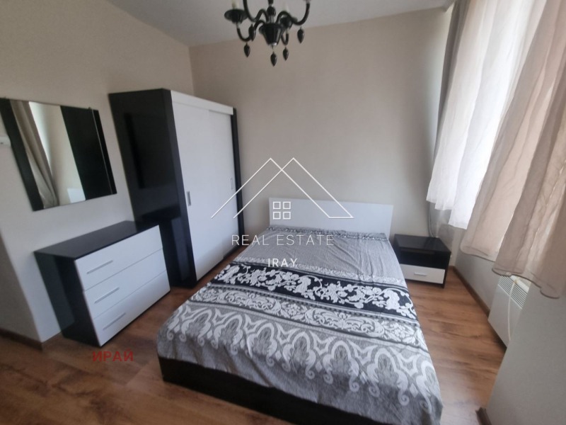 K pronájmu  3+ ložnice Stara Zagora , Tri čučura - centar , 100 m2 | 41242615 - obraz [14]