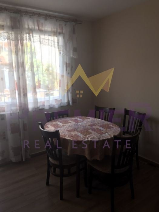 Do wynajęcia  2 sypialnie Warna , Kolchozen pazar , 72 mkw | 67926686 - obraz [4]