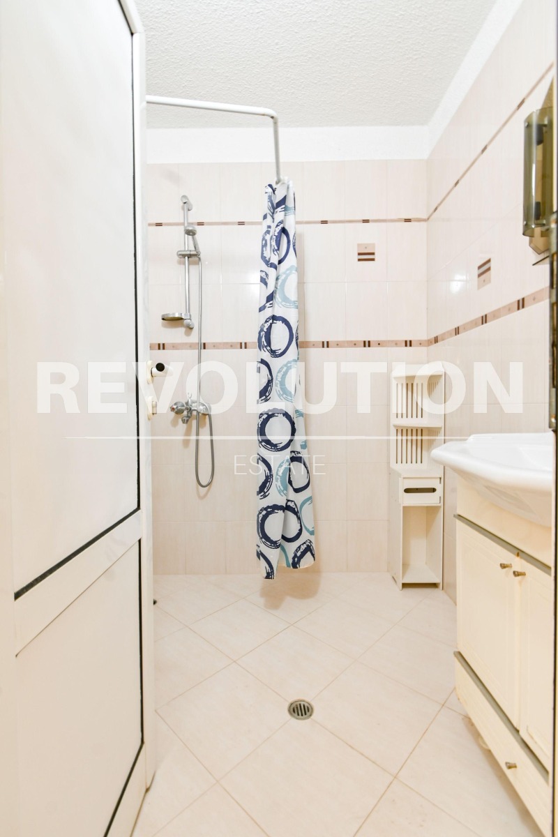 Дава под наем 2-СТАЕН, гр. София, Център, снимка 6 - Апартаменти - 52628125