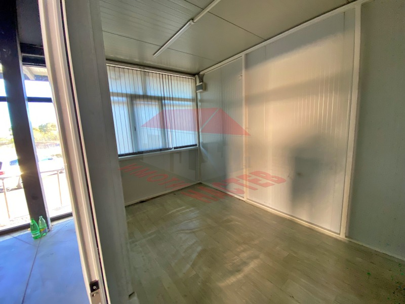 Дава под наем СКЛАД, гр. Шумен, Промишлена зона, снимка 2 - Складове - 52233280