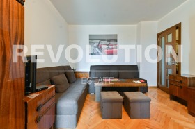 1 quarto Nadejda 3, Sofia 2