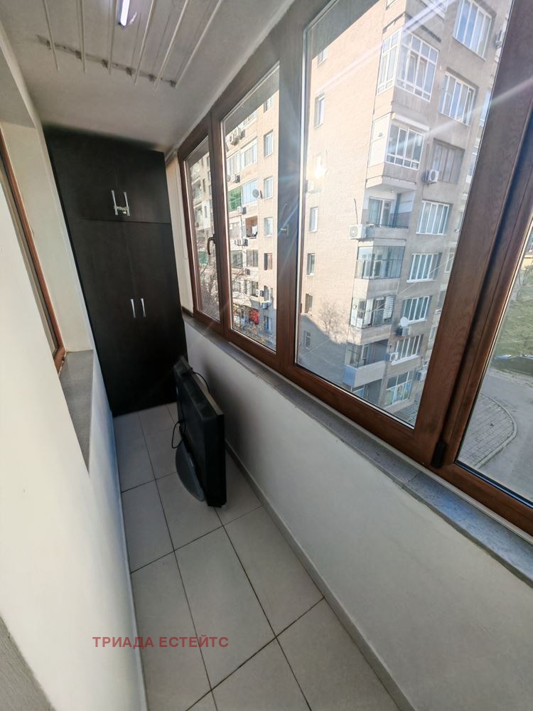 Дава под наем 2-СТАЕН, гр. Бургас, Център, снимка 8 - Апартаменти - 54340837