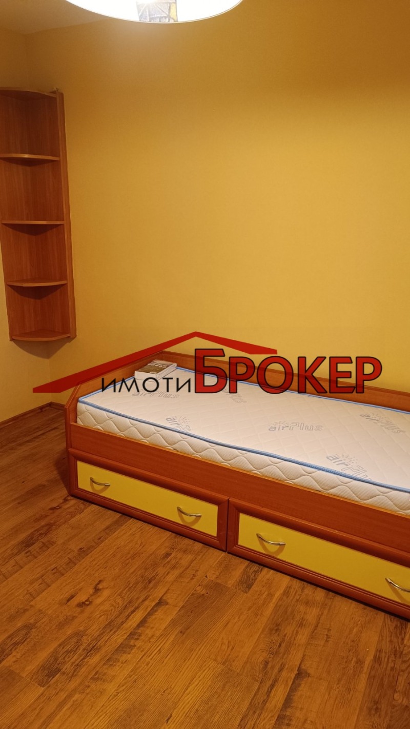 Zu vermieten  2 Schlafzimmer Sliwen , Zentar , 70 qm | 25462493 - Bild [8]