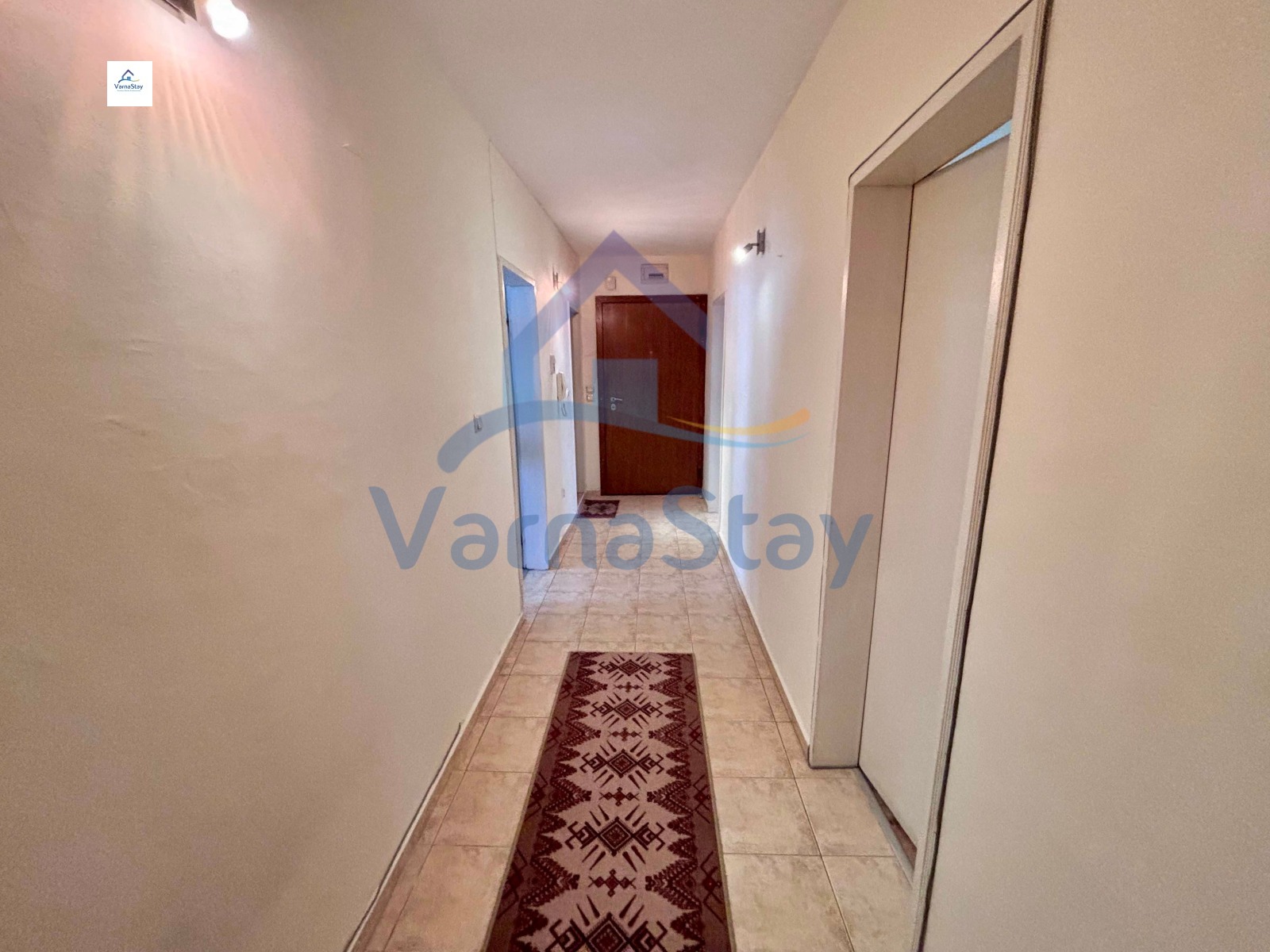 Дава под наем 3-СТАЕН, гр. Варна, Център, снимка 13 - Апартаменти - 53722723