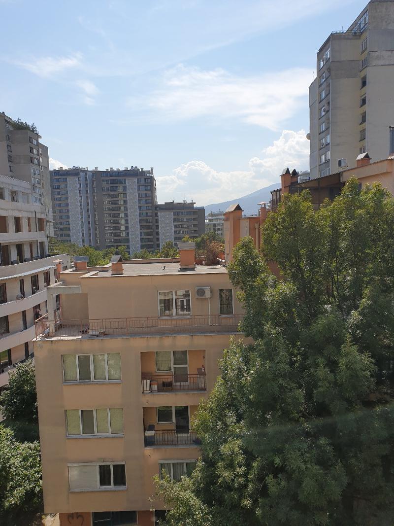 Дава под наем 2-СТАЕН, гр. София, Изгрев, снимка 11 - Апартаменти - 53881263