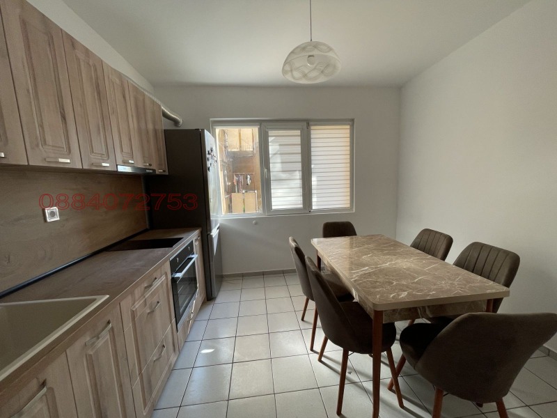 Дава под наем 4-СТАЕН, гр. Пловдив, Тракия, снимка 16 - Апартаменти - 52773710