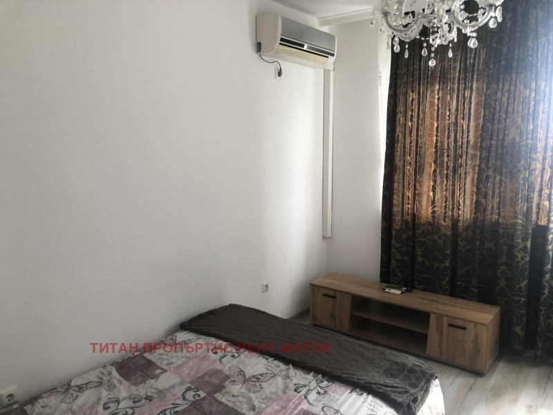 Zu vermieten  1 Schlafzimmer Burgas , Meden rudnik - zona A , 55 qm | 89660909 - Bild [3]