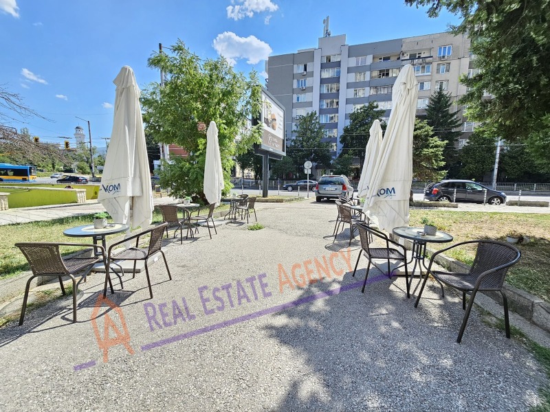 Vuokrattavana  Baari; Kahvila Sofia , Strelbište , 45 neliömetriä | 51872580 - kuva [4]