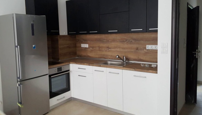 В оренду  2 спальні Пловдив , Кючук Париж , 102 кв.м | 69400108
