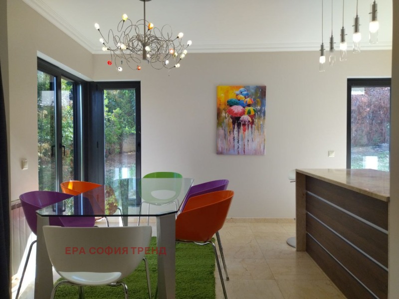 Te huur  2 slaapkamers Sofia , v.z.Kinotsentara , 180 m² | 53727100 - afbeelding [2]