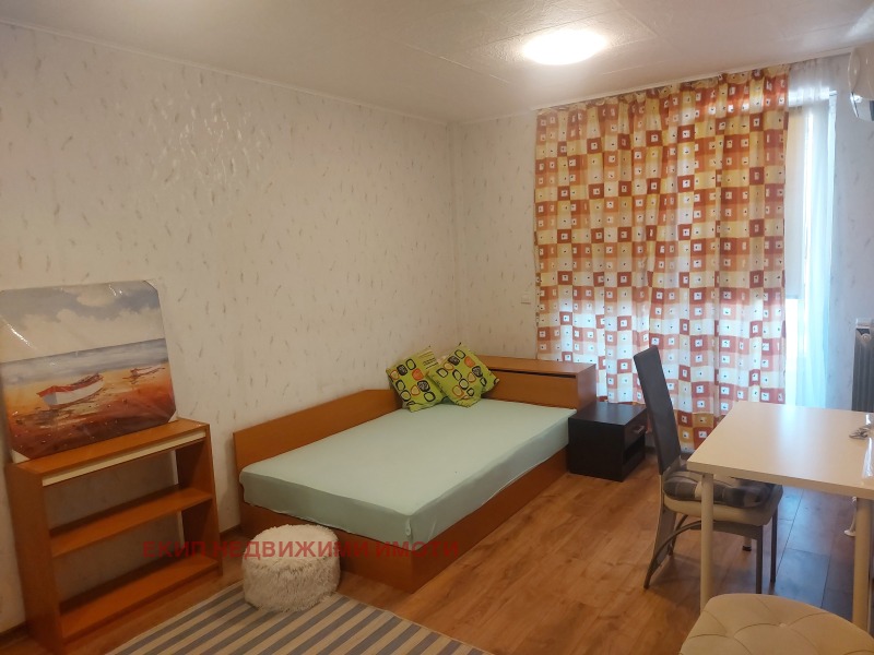 Do wynajęcia  1 sypialnia Sofia , Darwenica , 65 mkw | 63278720 - obraz [4]