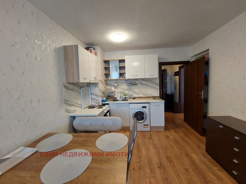 Do wynajęcia  1 sypialnia Sofia , Darwenica , 65 mkw | 63278720