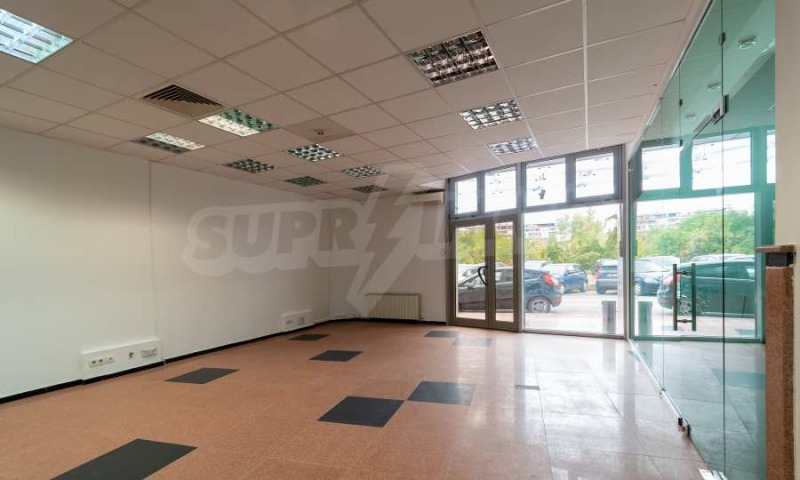 Da affittare  Ufficio Sofia , Gotse Delchev , 125 mq | 98208340 - Immagine [2]