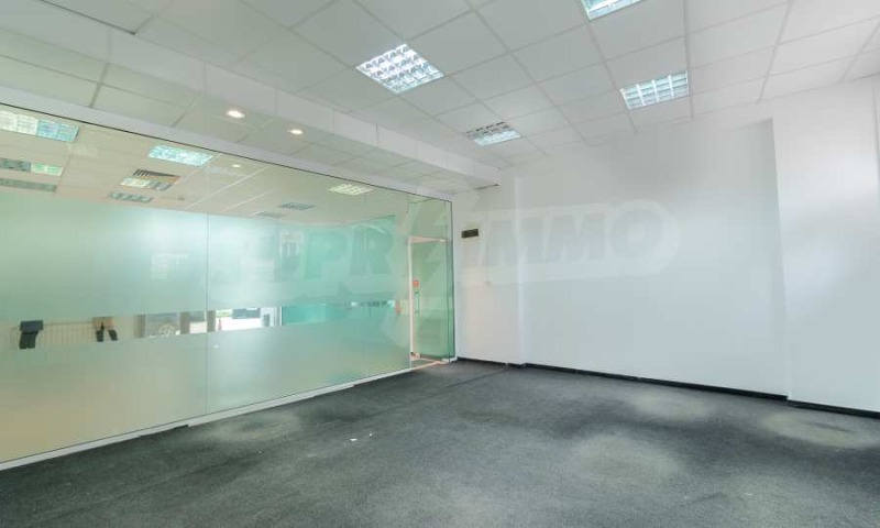 Da affittare  Ufficio Sofia , Gotse Delchev , 125 mq | 98208340 - Immagine [3]