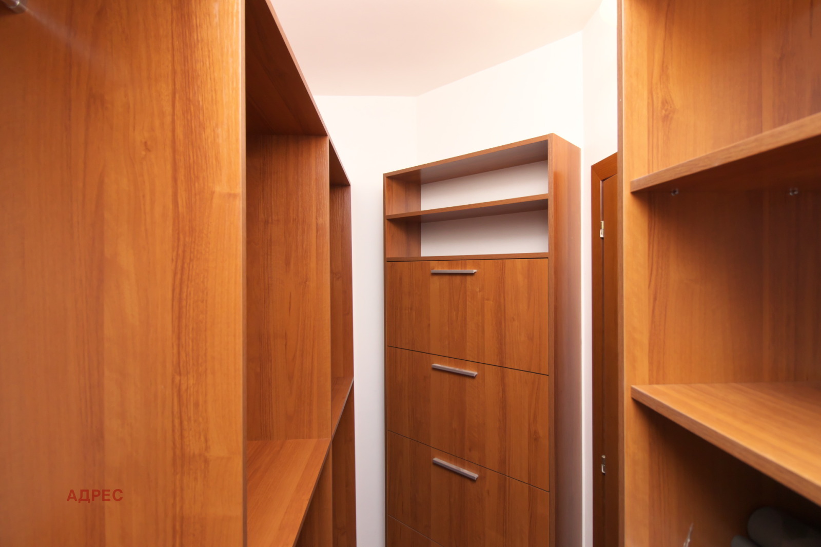 Дава под наем 3-СТАЕН, гр. Варна, Център, снимка 8 - Апартаменти - 54353281