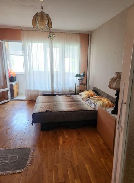 Zu vermieten  1 Schlafzimmer Sofia , Strelbishte , 65 qm | 95554292