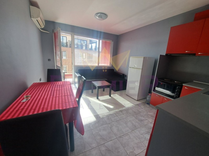 Дава под наем 2-СТАЕН, гр. Варна, Колхозен пазар, снимка 3 - Апартаменти - 52361524