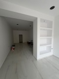 Под наем МАГАЗИН, град Кърджали, Възрожденци • 250 € / 488.96 лв. • 28635723 3