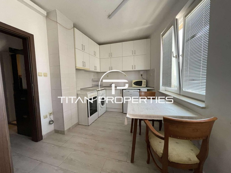 Te huur  2 slaapkamers Varna , Ljatno kino Trakija , 60 m² | 67847828