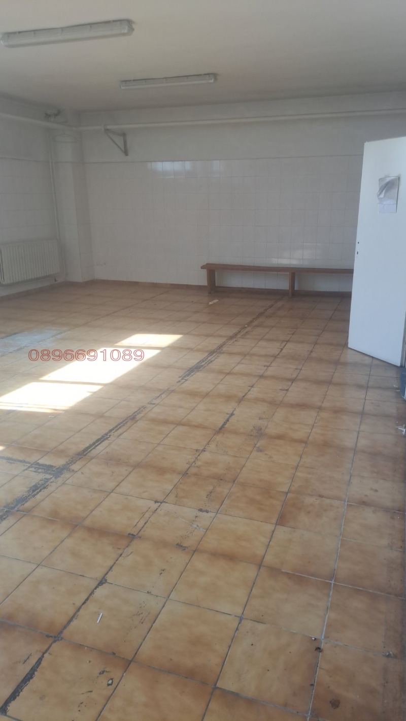 Te huur  Opslag Sofia , NPZ Iztok , 150 m² | 96845356