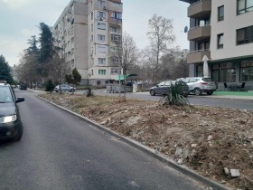 Magazin Vâzrojdenți, Cârdjali 5