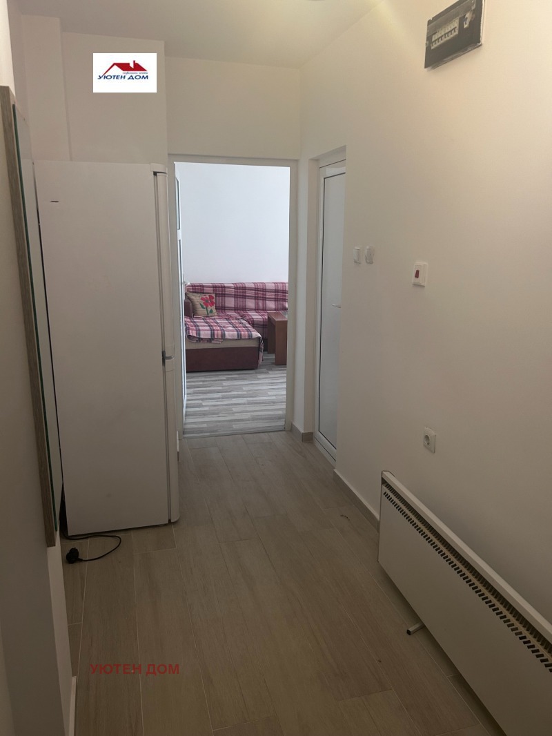 Дава под наем  3-стаен град Шумен , Болницата , 85 кв.м | 71350916
