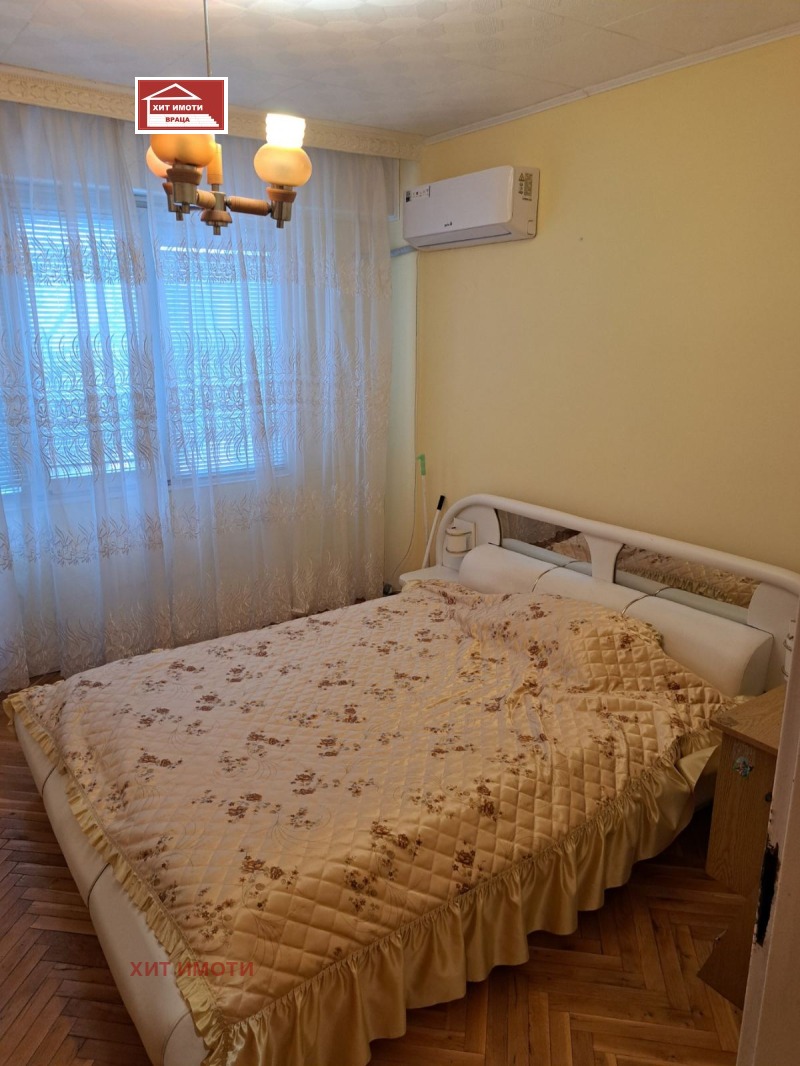 Дава под наем 3-СТАЕН, гр. Враца, Дъбника