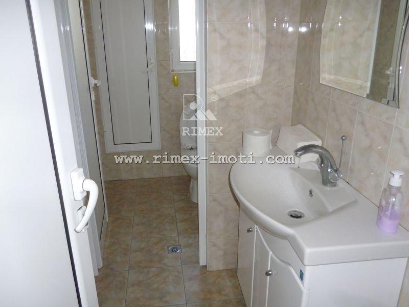 De inchiriat  Birou Plovdiv , Industrialna zona - Sever , 350 mp | 38658638 - imagine [8]