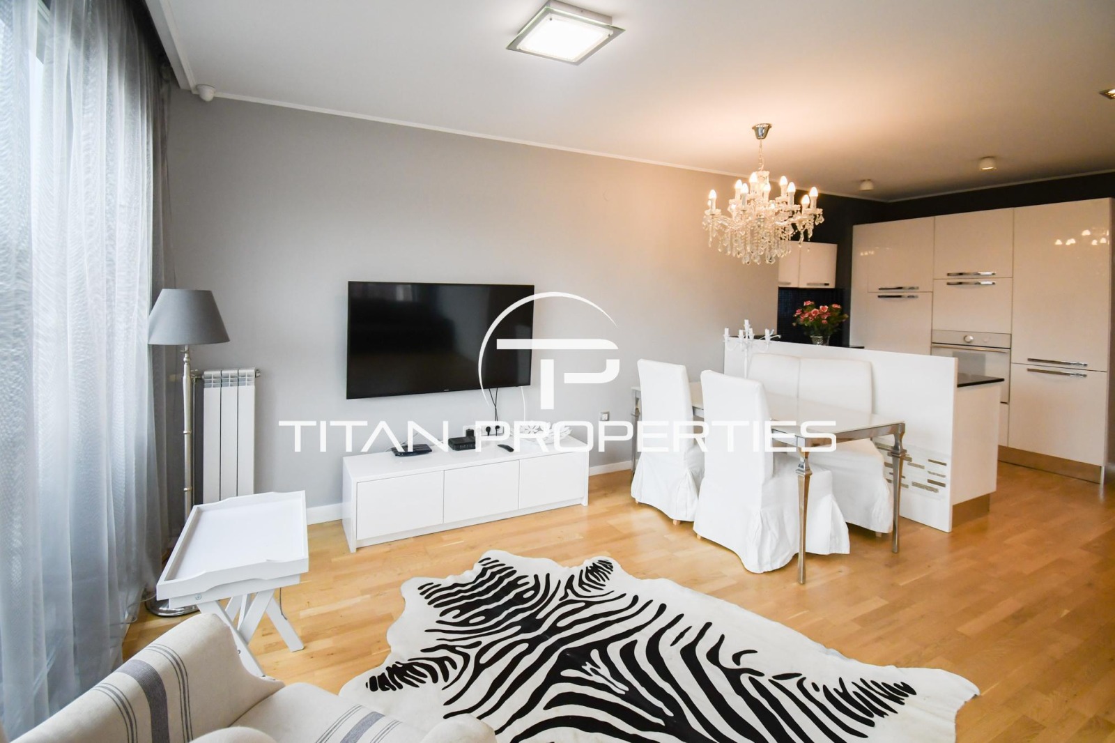 Дава под наем 3-СТАЕН, гр. София, Център, снимка 5 - Апартаменти - 54342024