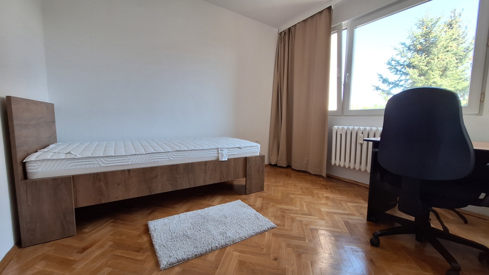 Дава под наем 4-СТАЕН, гр. София, Гео Милев, снимка 11 - Апартаменти - 56241948