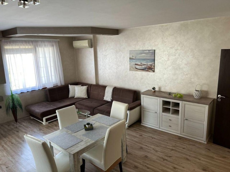 Дава под наем 2-СТАЕН, гр. Варна, Лятно кино Тракия