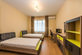 2 bedroom Vitosha, Sofia 4