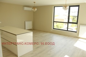 4-стаен град София, Дървеница 3