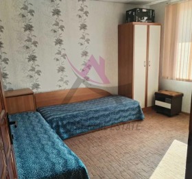 Piętro domu Asparuchowo, Warna 5