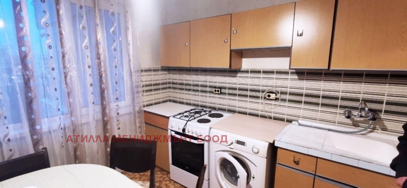 Дава под наем 3-СТАЕН, гр. Пловдив, Южен