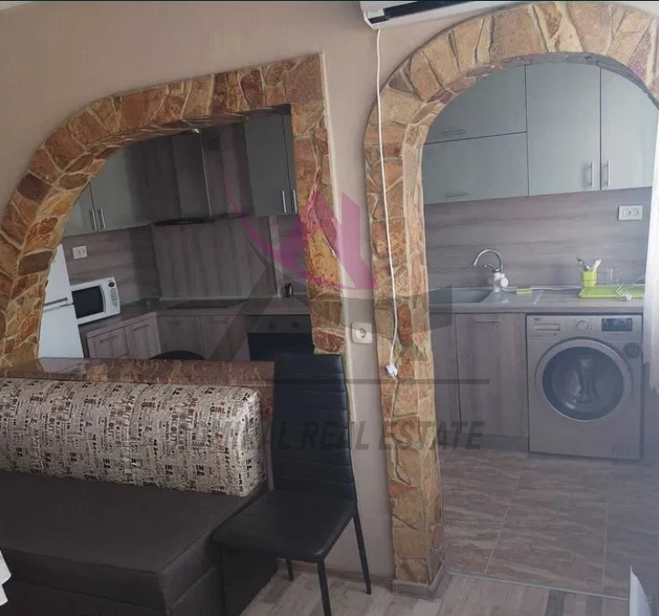 Do wynajęcia  Piętro domu Warna , Asparuchowo , 100 mkw | 15643488 - obraz [2]