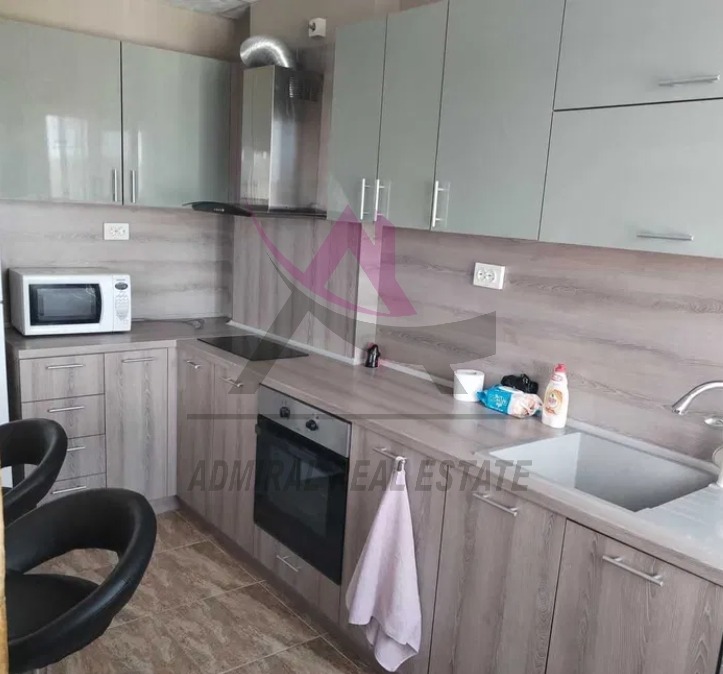Do wynajęcia  Piętro domu Warna , Asparuchowo , 100 mkw | 15643488