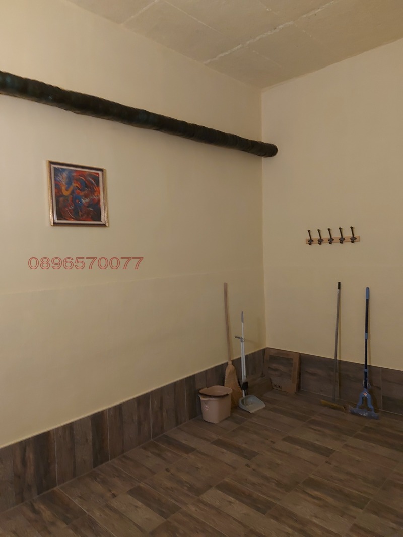 Дава под наем ГАРАЖ, ПАРКОМЯСТО, гр. София, Изток, снимка 4 - Гаражи и паркоместа - 52781645