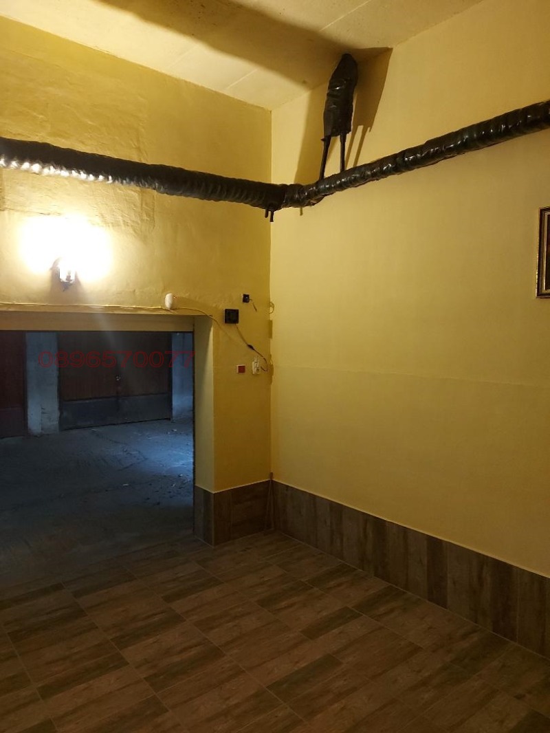 Дава под наем ГАРАЖ, ПАРКОМЯСТО, гр. София, Изток, снимка 6 - Гаражи и паркоместа - 52781645