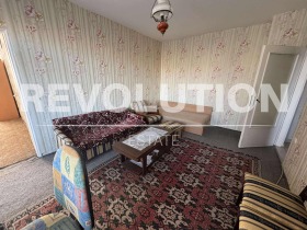 1 ložnice Ljatno kino Trakija, Varna