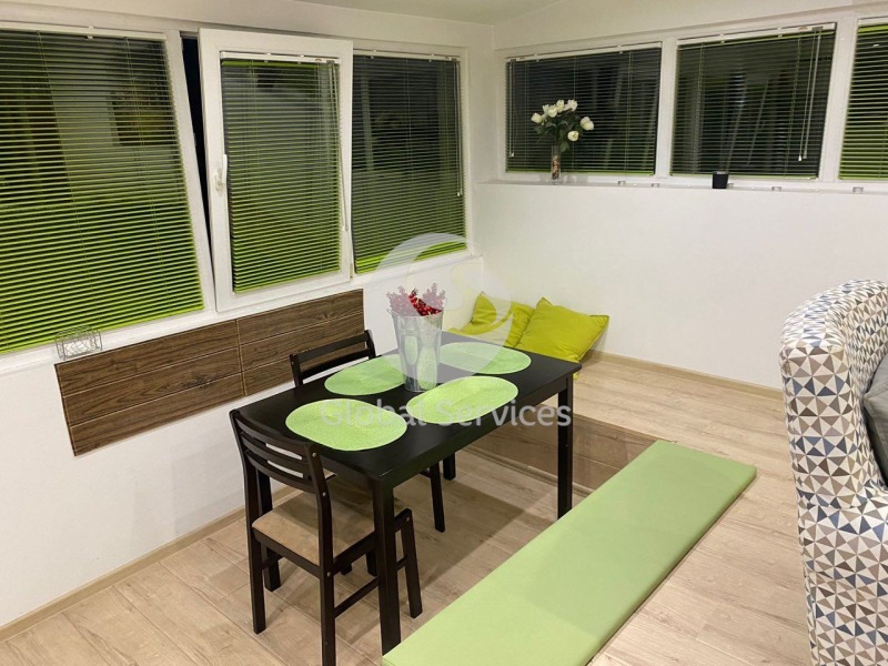 Дава под наем 2-СТАЕН, гр. София, Център, снимка 2 - Апартаменти - 52456334