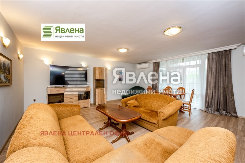 Дава под нем  3-стаен, град София, Иван Вазов • 1 350 EUR • ID 67843714 — holmes.bg - [1] 